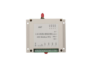 El módulo 4 de la radio I O de Advantech canaliza la transferencia de señal inalámbrica de la radio de Modbus RTU 4-20mA